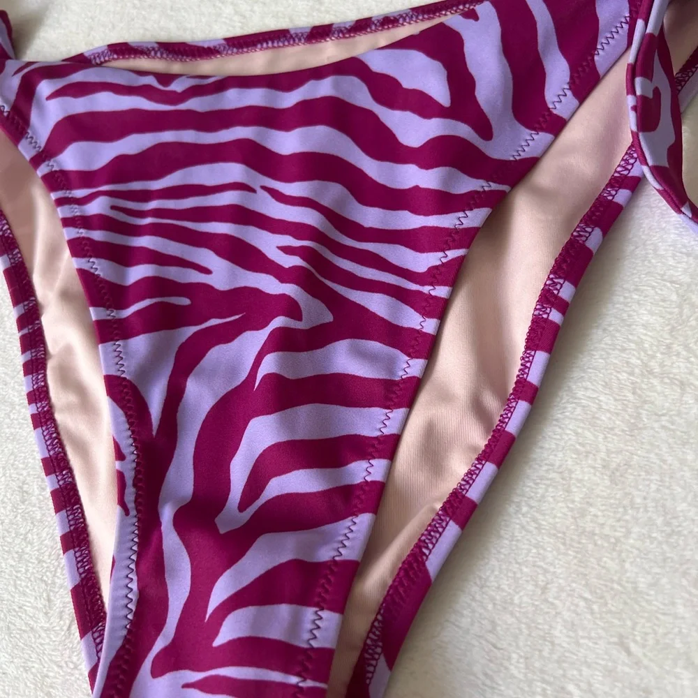 Purple/Pink Bikini Bottom (Size MEDIUM) - Picture 2 of 3